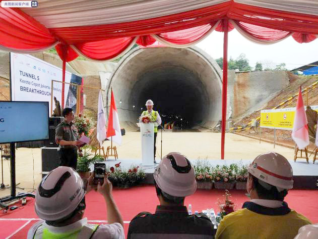 株洲鐵路真空集便器,株洲智能制造設備系統(tǒng)方案定制,株洲智能制造設備,株洲中軌機電技術(shù)有限公司 株洲鐵路真空集便器,株洲智能制造設備系統(tǒng)方案定制,株洲智能制造設備,株洲中軌機電技術(shù)有限公司